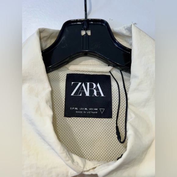 ZARA Technical Windbreaker - Picture 9 of 15